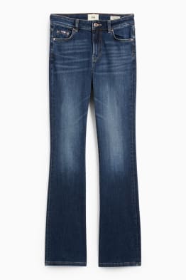 ca-jeans-486yxu.jpg