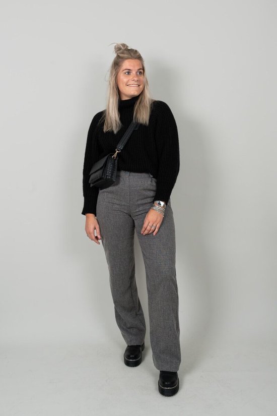 grijze-pantalon-dames-366xlh-1.jpg