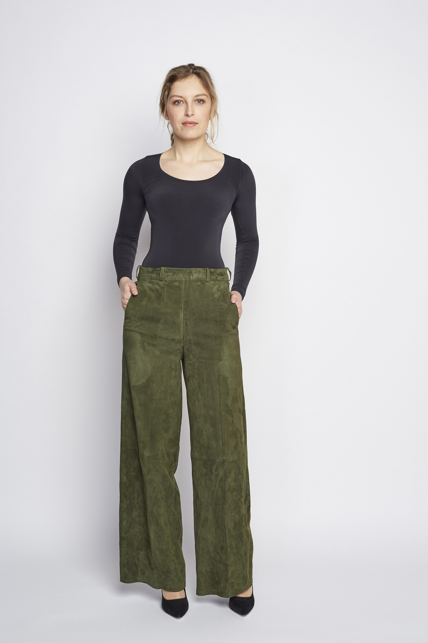 groene-broek-dames-122qms-1.jpg