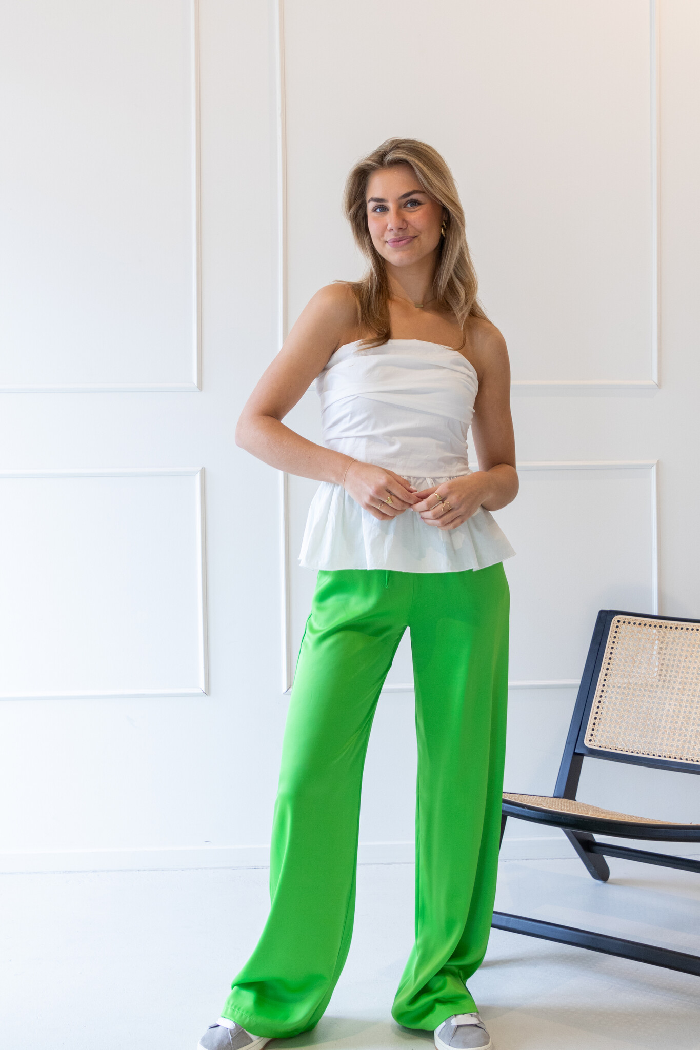 groene-broek-dames-681kzr-1.jpg