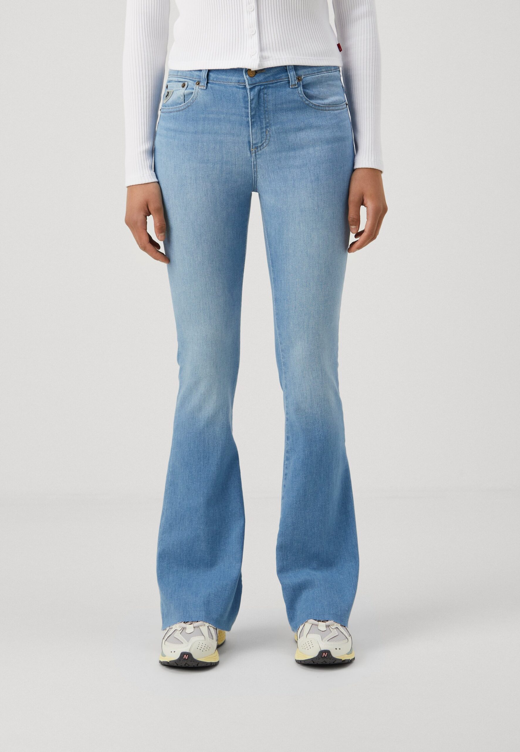 lois-jeans-dames-949cvg-1.jpg