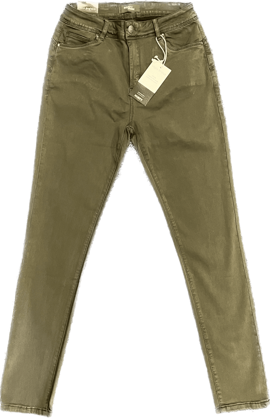 norfy-jeans-748aui.png